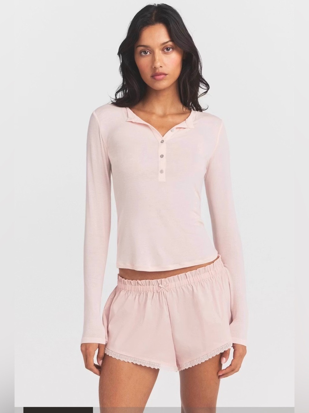 SKIMS SHEER MODAL HENLEY STYLE: TP-LSL-11869W COLOR: PRIMROSE SIZE: S